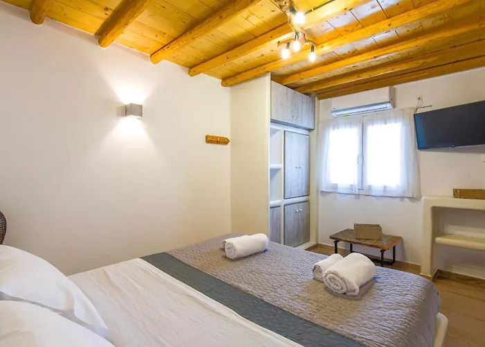 Bonzoe #4 アパート パロス島